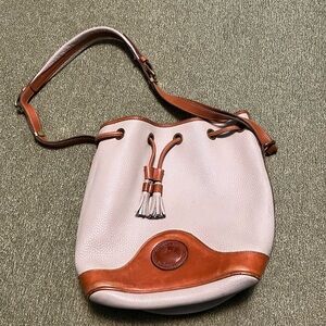 Vintage Dooney & Bourke bucket bag